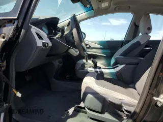 2018 Chevrolet Bolt EV LT z VIN 1G1FW6S0XJ4110517, wystawiony jako Copart lot #52772995 z przebiegiem 56 492 mil mil oraz Szkody całkowita. Historia ofert i sprzedaży dostępna na DreamBid. Obrazek 7.