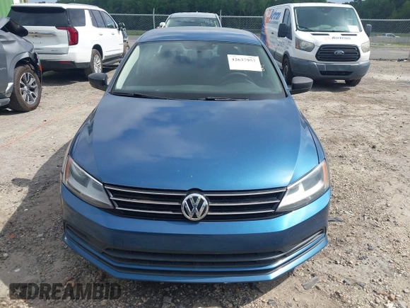 2015 Volkswagen Jetta SE z VIN 3VWD17AJ3FM343189, wystawiony jako IAAI lot #42637957 z przebiegiem 167 747 mil mil oraz . Historia ofert i sprzedaży dostępna na DreamBid. Obrazek 6.