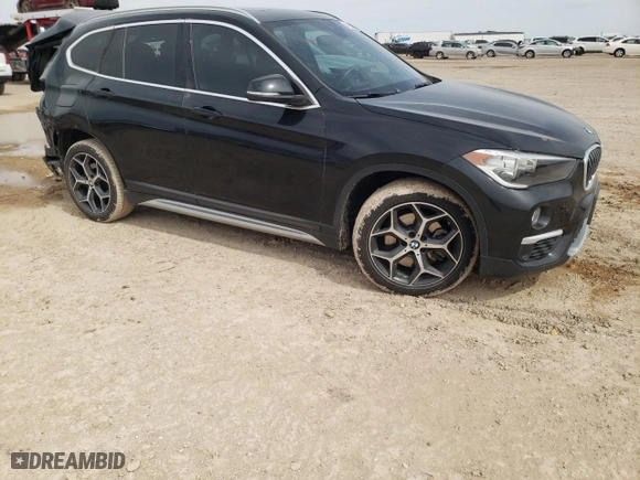 2019 BMW X1 sDrive28i with VIN WBXHU7C51K5L10965, listed as a Copart auction lot 48662875 with 37,456 mi miles and Salvage Title. Bid and sale history available at carsss.com. Image 4.