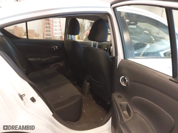 2019 Nissan Versa Sedan SV with VIN 3N1CN7AP1KL881058, listed as a IAAI auction lot 42032907 with 106,842 mi miles. Bid and sale history available at carsss.com. Image 8.