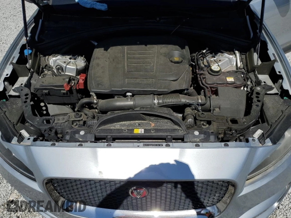2018 Jaguar F-Pace 30t Premium with VIN SADCJ2GX3JA236845, listed as a Copart auction lot 58033465 with 153,394 mi miles and Clean title. Bid and sale history available at DreamBid. Image 12.