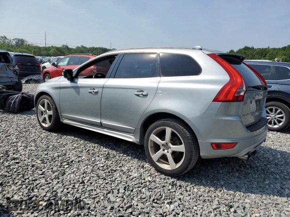 2010 Volvo XC60 3.0T with VIN YV4992DZ7A2123265, listed as a Copart auction lot 60189165 with 185,914 mi miles and Clean title. Bid and sale history available at DreamBid. Image 2.