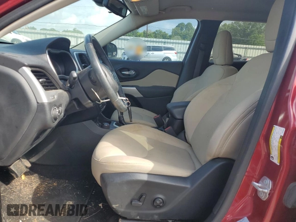 2017 Jeep Cherokee Latitude с VIN 1C4PJMCS3HW569451, выставлен на аукционе Copart как лот 60618695 с пробегом 128 861 миль миль и Списание • Salvage title. История ставок и продаж доступна на DreamBid. Изображение 7.