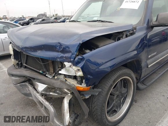2002 Chevrolet Tahoe LS with VIN 1GNEC13T72R310953, listed as a IAAI auction lot 41781561 with 190,191 mi miles and . Bid and sale history available at DreamBid. Image 6.