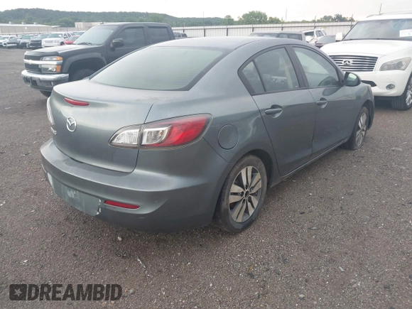 2013 Mazda 3 i SV z VIN JM1BL1TG9D1732559, wystawiony jako IAAI lot #42531526 z przebiegiem 207 132 mil mil oraz . Historia ofert i sprzedaży dostępna na DreamBid. Obrazek 4.