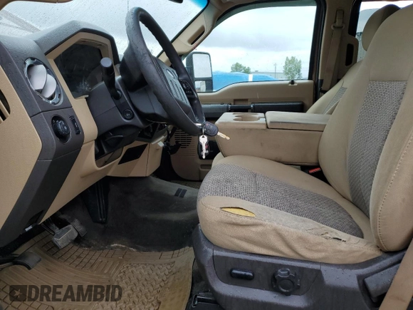 2011 Ford F-250 XL with VIN 1FT7W2B69BEC99908, listed as a Copart auction lot 61919585 with 410,259 mi miles and Salvage title. Bid and sale history available at DreamBid. Image 7.