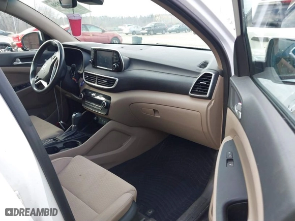 2020 Hyundai Tucson SEL with VIN KM8J3CAL5LU231183, listed as a IAAI auction lot 41509330 with 127,440 mi miles. Bid and sale history available at carsss.com. Image 5.