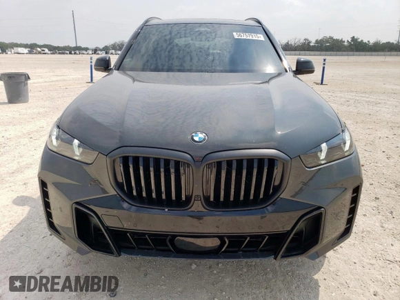 2025 BMW X5 xDrive40i z VIN 5UX23EU02S9Z67262, wystawiony jako Copart lot #56757915 z przebiegiem 2 538 mil mil oraz Szkoda całkowita • Salvage title. Historia ofert i sprzedaży dostępna na DreamBid. Obrazek 5.