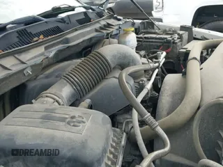 2019 Ram 1500 Big Horn z VIN 1C6RR6LT5KS573626, wystawiony jako IAAI lot #42459591 z przebiegiem 183 065 mil mil oraz . Historia ofert i sprzedaży dostępna na DreamBid. Obrazek 19.