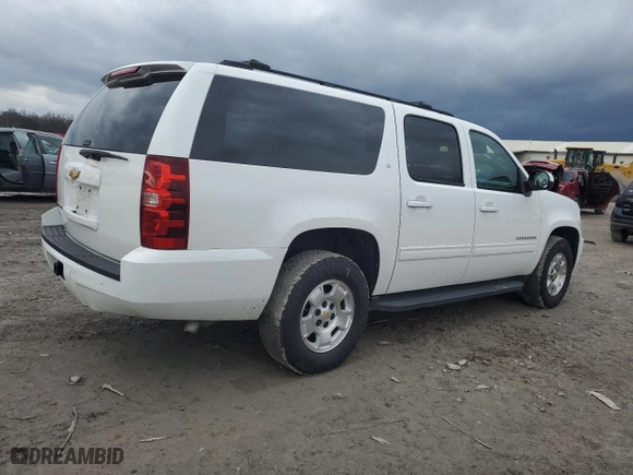 2013 Chevrolet Suburban LT with VIN 1GNSCJE02DR202622, listed as a Copart auction lot 87671395 with 159,146 mi miles and Salvage Title. Bid and sale history available at carsss.com. Image 3.