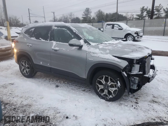 2021 Kia Seltos EX z VIN KNDERCAA3M7168779, wystawiony jako Copart lot #86548834 z przebiegiem 30 676 mil mil oraz Szkoda całkowita • Salvage title. Historia ofert i sprzedaży dostępna na DreamBid. Obrazek 4.