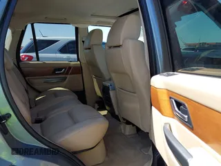 2007 Land Rover Range Rover Sport HSE z VIN SALSK25487A994145, wystawiony jako IAAI lot #41987911 z przebiegiem 217 595 mil mil oraz . Historia ofert i sprzedaży dostępna na DreamBid. Obrazek 8.