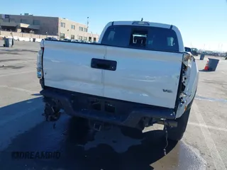 2016 Toyota Tacoma SR5 z VIN 3TMAZ5CN5GM014661, wystawiony jako IAAI lot #41337963 z przebiegiem 26 175 mil mil oraz . Historia ofert i sprzedaży dostępna na DreamBid. Obrazek 17.