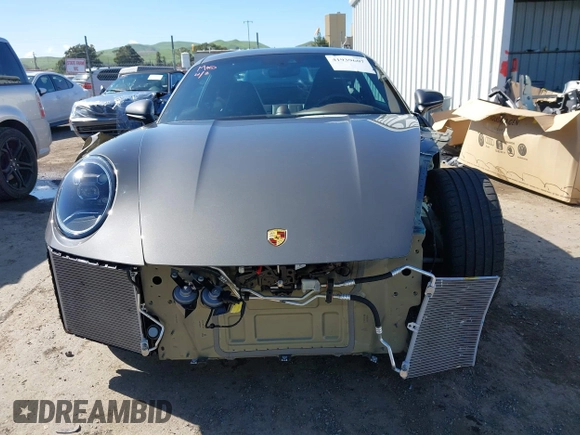 2022 Porsche 911 Carrera S with VIN WP0AB2A95NS220866, listed as a IAAI auction lot 41939607 with 7,770 mi miles. Bid and sale history available at carsss.com. Image 13.