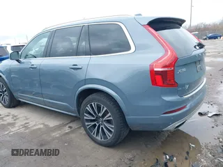2021 Volvo XC90 Momentum with VIN YV4102PK4M1763398, listed as a IAAI auction lot 41731611 with 81,607 mi miles. Bid and sale history available at carsss.com. Image 15.