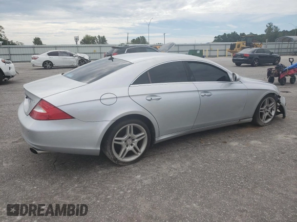 2006 Mercedes-Benz CLS-Class with VIN WDDDJ75X96A017093, listed as a Copart auction lot 64024634 with 176,819 mi miles and Salvage Title. Bid and sale history available at carsss.com. Image 3.