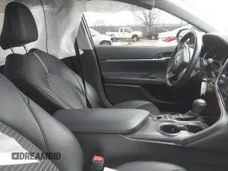 2023 Toyota Camry SE z VIN 4T1G11BK4PU096200, wystawiony jako IAAI lot #41888416 z przebiegiem 25 072 mil mil oraz . Historia ofert i sprzedaży dostępna na DreamBid. Obrazek 5.