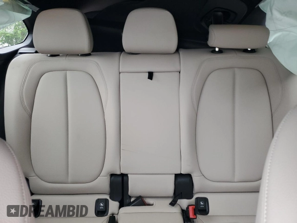 2020 BMW X1 xDrive28i с VIN WBXJG9C03L5P43018, выставлен на аукционе Copart как лот 61079135 с пробегом 45 750 миль миль и Списание • Salvage title. История ставок и продаж доступна на DreamBid. Изображение 10.