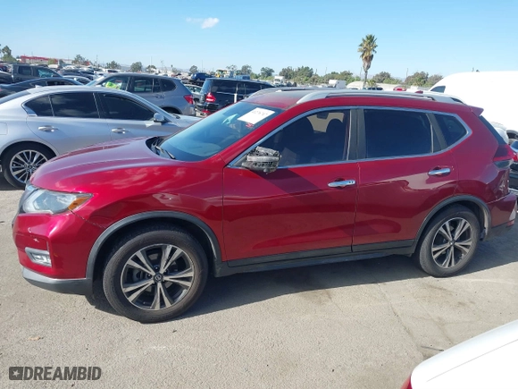2019 Nissan Rogue SL with VIN 5N1AT2MTXKC732449, listed as a IAAI auction lot 41276747 with 86,813 mi miles. Bid and sale history available at carsss.com. Image 14.