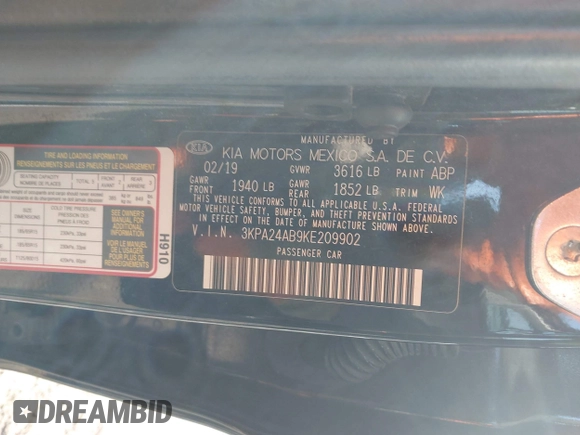 2019 Kia Rio S with VIN 3KPA24AB9KE209902, listed as a IAAI auction lot 41983203 with 31,231 mi miles. Bid and sale history available at carsss.com. Image 9.