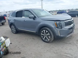 2020 Kia Telluride EX z VIN 5XYP3DHC7LG061260, wystawiony jako IAAI lot #42080252 z przebiegiem 80 237 mil mil oraz . Historia ofert i sprzedaży dostępna na DreamBid. Obrazek 1.