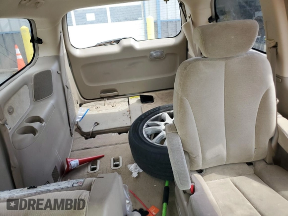 2006 Kia Sedona LX with VIN KNDMB233366052094, listed as a Copart auction lot 58241074 with 181,295 mi miles and Salvage Title. Bid and sale history available at carsss.com. Image 10.