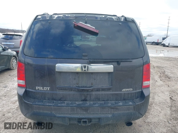 2012 Honda Pilot EX-L with VIN 5FNYF4H66CB049081, listed as a IAAI auction lot 41489931 with 220,509 mi miles. Bid and sale history available at carsss.com. Image 16.