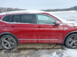 2018 Volkswagen Tiguan SEL с VIN 3VV2B7AX3JM148893, выставлен на аукционе IAAI как лот 41265196 с пробегом 60 035 миль миль и . История ставок и продаж доступна на DreamBid. Изображение 13.