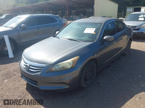 2011 Honda Accord LX z VIN 1HGCP2F36BA022721, wystawiony jako IAAI lot #42706280 z przebiegiem Nie podano mil oraz . Historia ofert i sprzedaży dostępna na DreamBid. Obrazek 2.