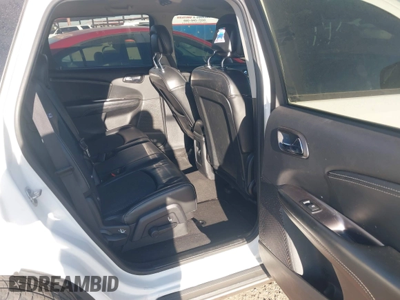 2017 Dodge Journey Crossroad Plus z VIN 3C4PDCGG4HT575546, wystawiony jako IAAI lot #41477700 z przebiegiem 176 968 mil mil oraz . Historia ofert i sprzedaży dostępna na DreamBid. Obrazek 8.