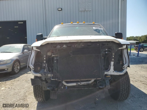 2016 Ford Super Duty F-350 SRW Lariat with VIN 1FT8X3B67GEB81788, listed as a Copart auction lot 75983104 with 125,924 mi miles and Salvage Title. Bid and sale history available at carsss.com. Image 5.