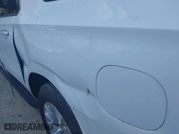 2023 Chevrolet Suburban Premier с VIN 1GNSCFKD5PR546017, выставлен на аукционе IAAI как лот 42584410 с пробегом 43 749 миль миль и . История ставок и продаж доступна на DreamBid. Изображение 19.