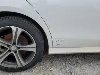 2017 Mercedes-Benz E 300 Luxury z VIN WDDZF4JB0HA082594, wystawiony jako Copart lot #61448885 z przebiegiem Nie podano mil oraz Szkoda całkowita • Salvage title. Historia ofert i sprzedaży dostępna na DreamBid. Obrazek 12.