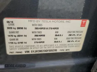2016 Tesla Model X 70D z VIN 5YJXCBE23GF005295, wystawiony jako Copart lot #51034005 z przebiegiem 130 325 mil mil oraz Szkody całkowita. Historia ofert i sprzedaży dostępna na DreamBid. Obrazek 14.