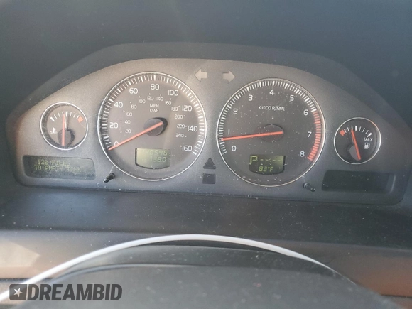 2005 Volvo S60 with VIN YV1RH592X52463612, listed as a Copart auction lot 68049524 with 140,546 mi miles and Salvage Title. Bid and sale history available at carsss.com. Image 9.