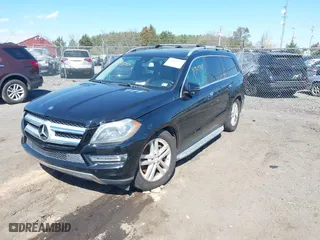 2014 Mercedes-Benz GL-Class GL 450 with VIN 4JGDF7CEXEA277610, listed as a IAAI auction lot 41909424 with 164,437 mi miles. Bid and sale history available at carsss.com. Image 17.