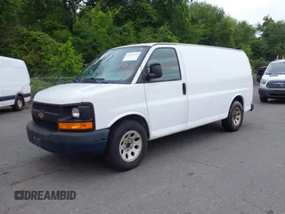 2013 Chevrolet Express Cargo z VIN 1GCSGAFX2D1162792, wystawiony jako IAAI lot #42610323 z przebiegiem 199 876 mil mil oraz . Historia ofert i sprzedaży dostępna na DreamBid. Obrazek 18.