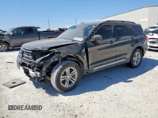 2022 Ford Explorer XLT z VIN 1FMSK7DH3NGA83915, wystawiony jako Copart lot #50222075 z przebiegiem 71 265 mil mil oraz Szkoda całkowita • Salvage title. Historia ofert i sprzedaży dostępna na DreamBid. Obrazek 1.