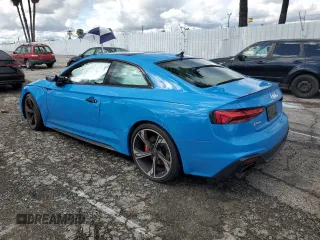 2021 Audi RS 5 z VIN WUANWAF50MA902681, wystawiony jako Copart lot #44018594 z przebiegiem Nie podano mil oraz . Historia ofert i sprzedaży dostępna na DreamBid. Obrazek 2.