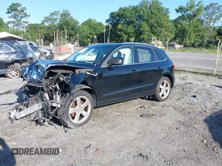 2010 Audi Q5 Premium Plus with VIN WA1LKAFP5AA101025, listed as a IAAI auction lot 42512441 with Not provided miles and . Bid and sale history available at DreamBid. Image 2.
