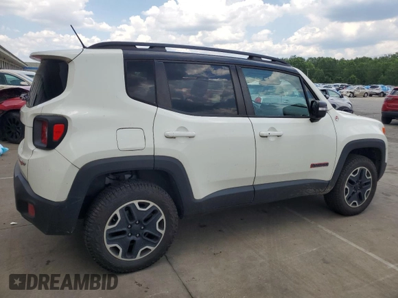 2016 Jeep Renegade Trailhawk z VIN ZACCJBCT9GPC89105, wystawiony jako Copart lot #62579715 z przebiegiem 136 167 mil mil oraz Szkoda całkowita • Salvage title. Historia ofert i sprzedaży dostępna na DreamBid. Obrazek 3.
