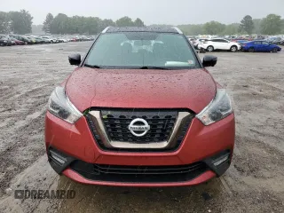 2019 Nissan Kicks SR z VIN 3N1CP5CU5KL569794, wystawiony jako Copart lot #55104055 z przebiegiem 50 184 mil mil oraz Czysty tytuł • Clean title. Historia ofert i sprzedaży dostępna na DreamBid. Obrazek 5.