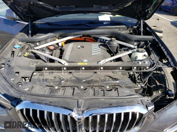 2022 BMW X5 xDrive45e with VIN 5UXTA6C08N9L26722, listed as a Copart auction lot 39546743 with 9,304 mi miles. Bid and sale history available at carsss.com. Image 12.