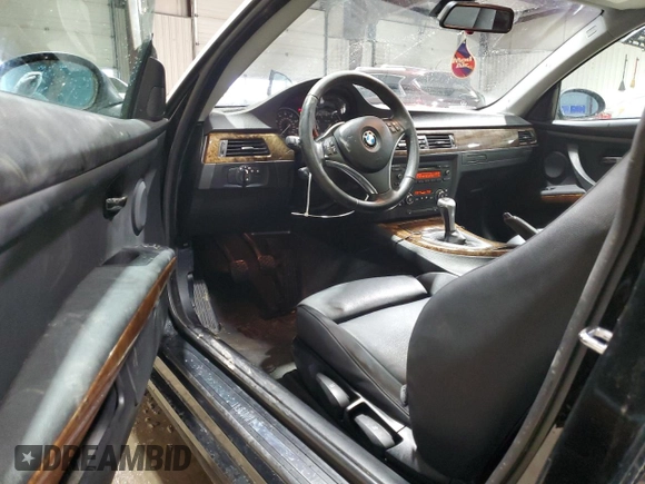 2007 BMW 3 Series 328i z VIN WBAWB33597PU87534, wystawiony jako Copart lot #44131535 z przebiegiem 139 100 mil mil oraz Szkoda całkowita • Salvage title. Historia ofert i sprzedaży dostępna na DreamBid. Obrazek 8.