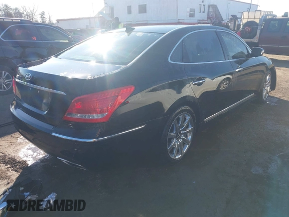 2011 Hyundai Equus Signature with VIN KMHGH4JF2BU033929, listed as a IAAI auction lot 41415879 with 149,149 mi miles and . Bid and sale history available at DreamBid. Image 4.