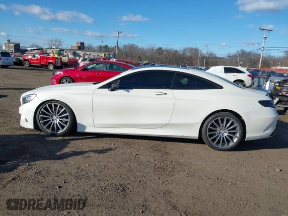2015 Mercedes-Benz S 550 with VIN WDDXJ8FB8FA000811, listed as a IAAI auction lot 41342939 with 93,838 mi miles and . Bid and sale history available at carsss.com. Image 14.