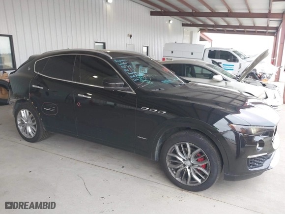 2019 Maserati Levante GranLusso with VIN ZN661XUL4KX321570, listed as a IAAI auction lot 41603682 with 120,085 mi miles. Bid and sale history available at carsss.com. Image 14.