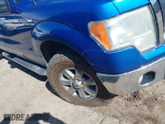 2014 Ford F-150 XL with VIN 1FTFX1EF2EFC25761, listed as a IAAI auction lot 41610999 with 265,989 mi miles. Bid and sale history available at carsss.com. Image 12.