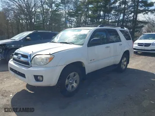 2006 Toyota 4Runner SR5 with VIN JTEBU14R168070401, listed as a IAAI auction lot 41977312 with 195,902 mi miles. Bid and sale history available at carsss.com. Image 17.