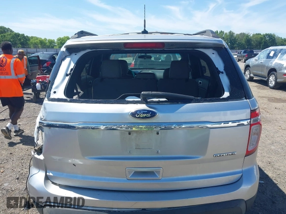 2015 Ford Explorer z VIN 1FM5K7B83FGC12754, wystawiony jako IAAI lot #42296111 z przebiegiem 224 135 mil mil oraz . Historia ofert i sprzedaży dostępna na DreamBid. Obrazek 20.